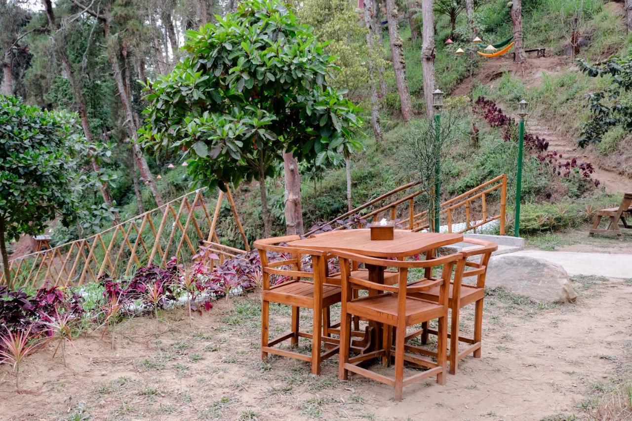 โอโย 1175 อูมะฮ์ ดโจโว รีสอร์ต Hotel Magetan ภายนอก รูปภาพ